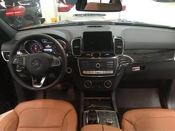 2017款奔驰GLS550加版 放纵不羁价格最低-图5