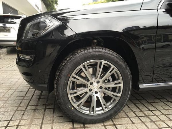 2015款奔驰巴博斯35GR 动力舒适豪车惠底-图3