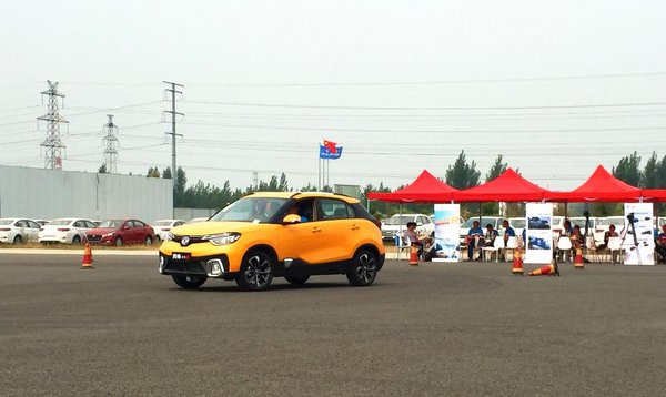 风神AX4炫品SUV山东区试驾专场完美收官-图8
