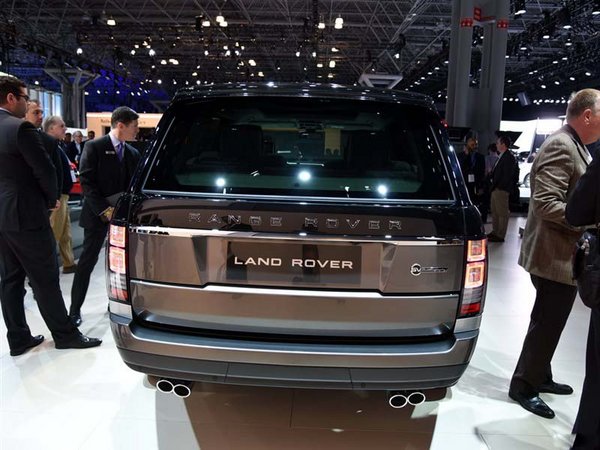 路虎攬勝行政版現(xiàn)車(chē) 明星越野邀您來(lái)試駕-圖3