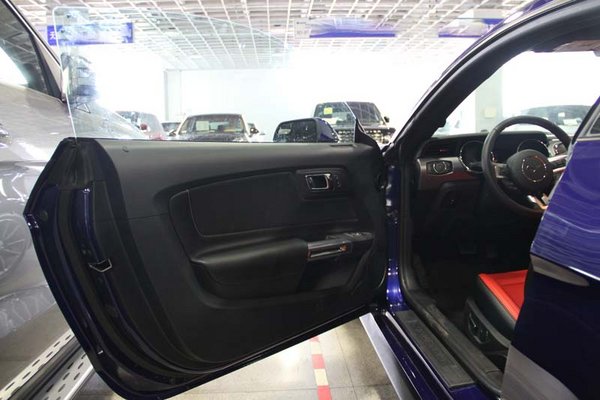 福特野马2.3T颜色齐全 超级跑车30万起-图5