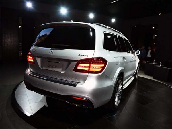 17款奔馳GLS450登陸 首惠現(xiàn)車回饋新價格-圖5