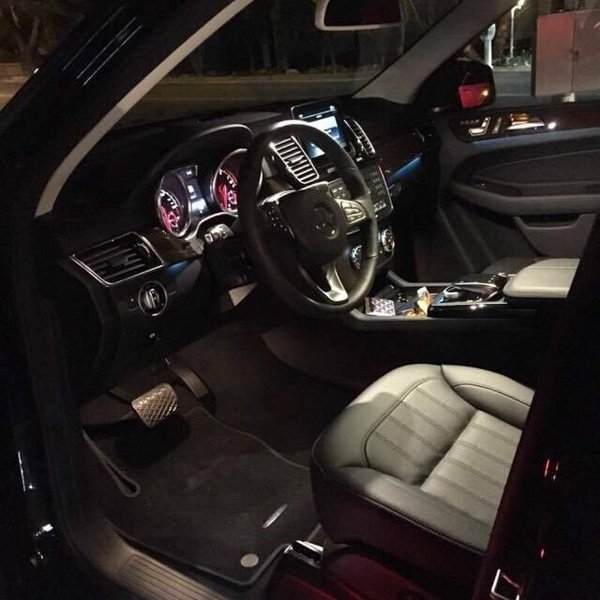 2017款奔馳GLS450現(xiàn)車 重磅車型低價狂吼-圖8