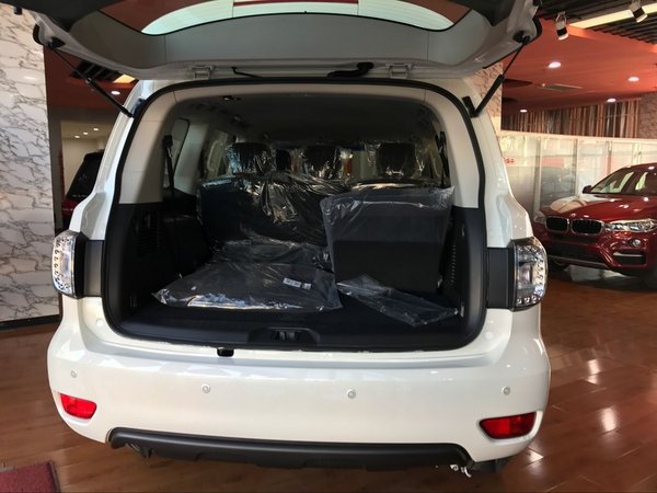 17款日產(chǎn)途樂Y62現(xiàn)車 尼桑4.0L/5.6促銷-圖12