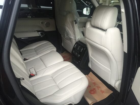 16款路虎揽胜行政版 新配置发挥淋漓尽致-图11