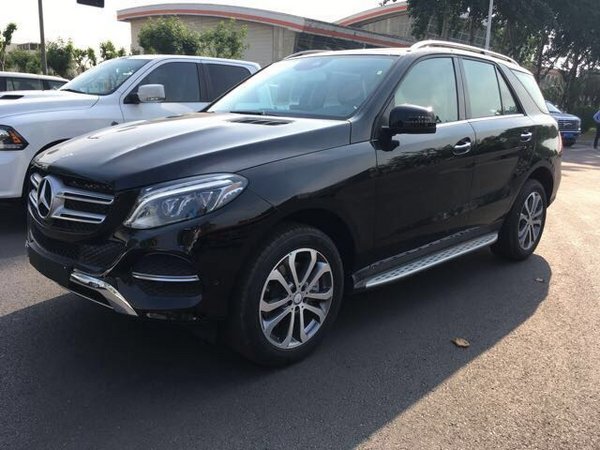 17款奔驰GLE400 全景天窗79万起全国上牌-图3