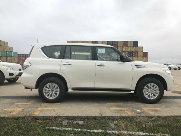 17款尼桑日產(chǎn)4.0途樂Y62XE 七速降價(jià)體驗(yàn)-圖1