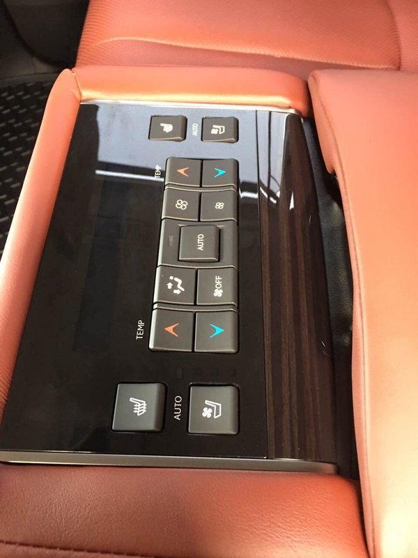 17款雷克萨斯LX570 优点多优惠触手可及-图6