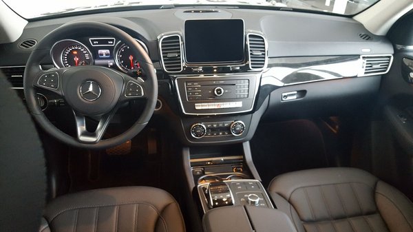 奔馳GLS450純正性能 熱銷2017款GLS價格-圖5
