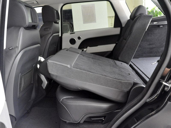 16款路虎揽胜运动版3.0T汽油版现车报价-图6