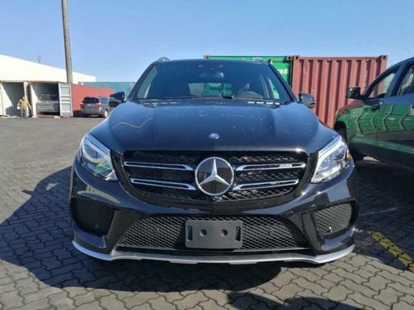 17款加版奔驰GLE43AMG顶配 走在时尚前沿-图2