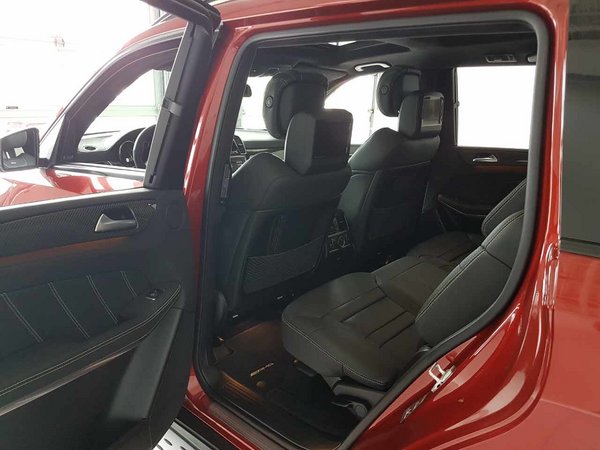 17款奔馳GLS63AMG現(xiàn)車 紅色一臺引爆激情-圖6