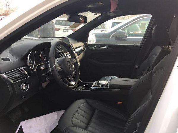 奔馳GLS450進口車 完美的詮釋肌肉感越野-圖5