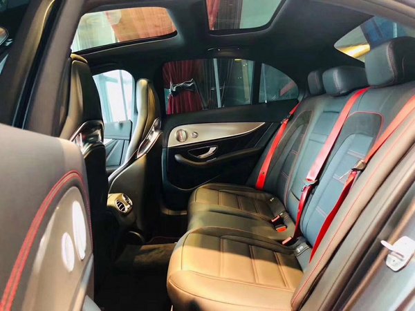 2018款奔驰E43上市 奔驰新成员王者之星-图6