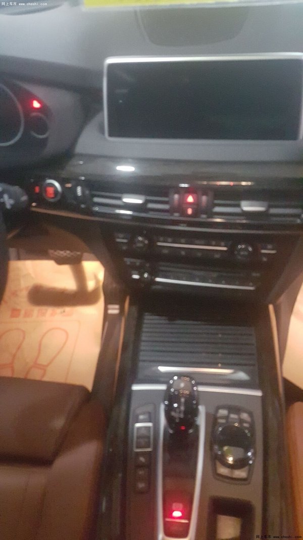 2016款宝马X5  十足更动感SUV中高雅气质-图8