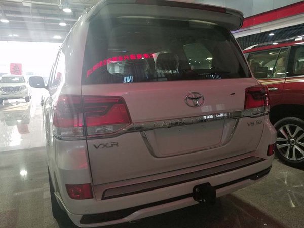 17款豐田酷路澤5700VXR 八座陸巡頂級配-圖7