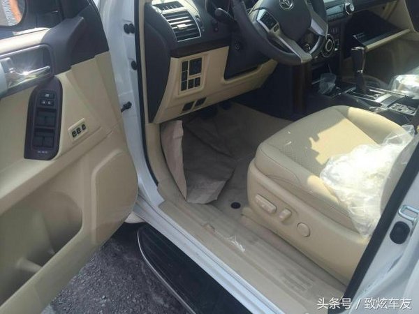 豐田霸道4000現(xiàn)車 普拉多SUV領(lǐng)域任馳騁-圖8