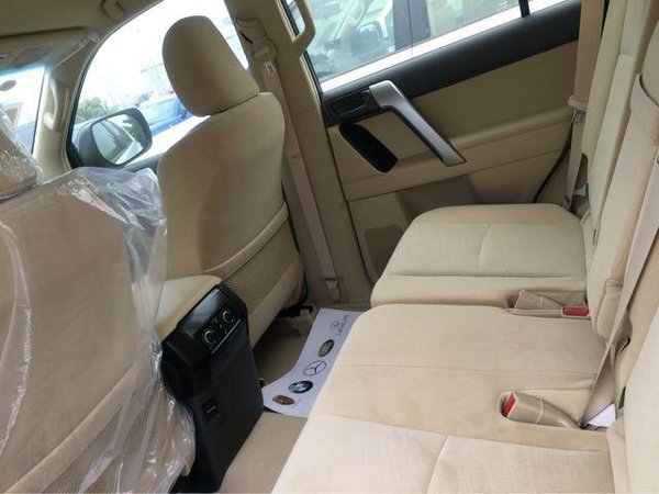 17款丰田霸道2700行情 最便宜普拉多现车-图6