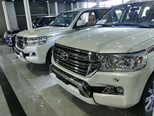 豐田陸巡丐版4000改裝 車城實(shí)拍價(jià)格速降-圖2