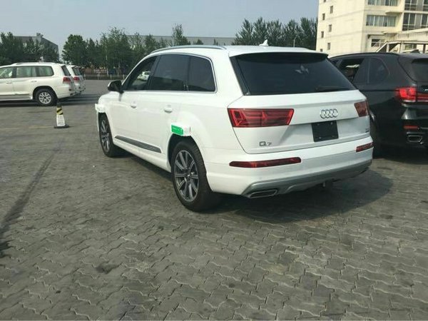 2017款奥迪Q7现车 独享尊崇Q7终极抄底价-图4