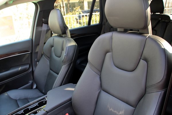 2016款沃爾沃XC90現(xiàn)車 暴擊底價57萬熱賣-圖6