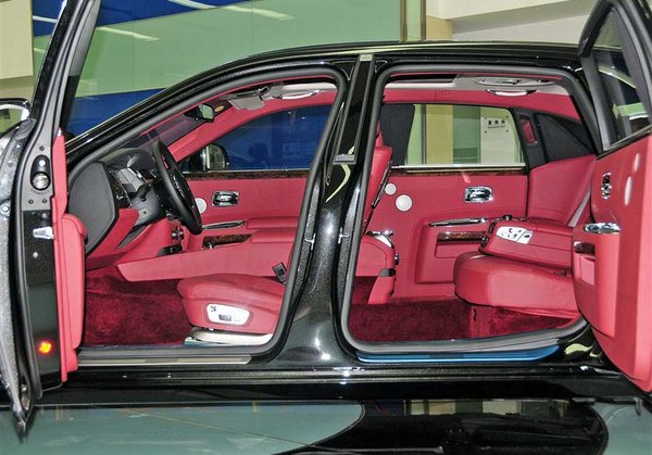 劳斯莱斯古思特天津现车 优惠特价120万-图7