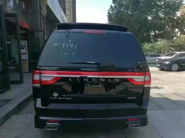 林肯領(lǐng)袖一號頂配專屬 即贏百萬禮遇價格-圖3
