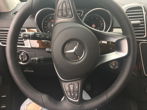 2017款奔馳GLS450本家現(xiàn)車 GLS配置參數(shù)-圖4