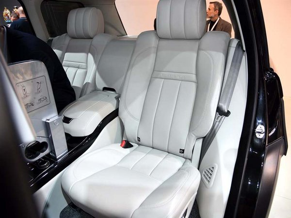 16款路虎揽胜行政行情 揽胜批发价108万-图6