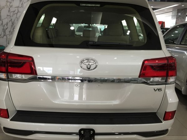 解析酷路泽年中价格 16款丰田酷路泽4000-图4