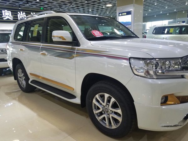 豐田酷路澤4000 天窗高配65.5萬V6價(jià)格-圖3