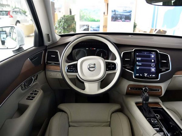 2016款沃尔沃XC90报价 时尚SUV底惠54万-图4