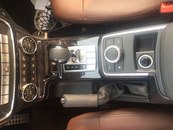 2016款奔馳G350d柴油3.0T  V6發(fā)動(dòng)機(jī)G350-圖6