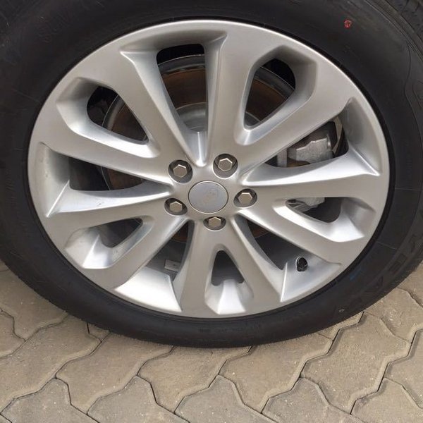 路虎揽胜行政版2017款价格配置图片详情-图6