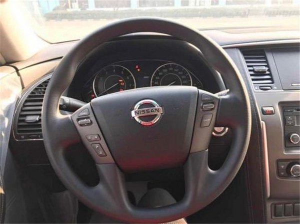 17款日產(chǎn)途樂Y62價格天津港現(xiàn)車低價促銷-圖3