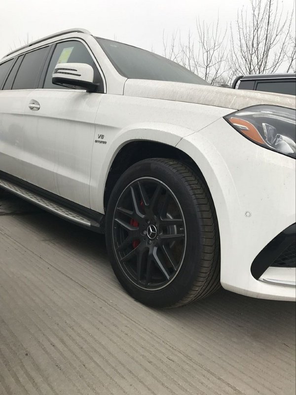 17款加版奔驰GLS63AMG 巅峰直降天津现车-图2