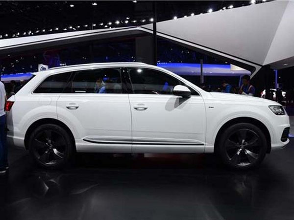 2017款奥迪Q7热卖 平行进口现车三包质保-图3