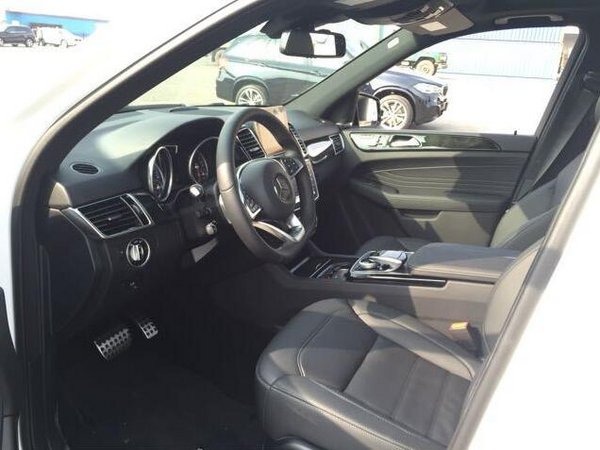 17款奔驰GLE400现车报价 大量促销现车售-图5