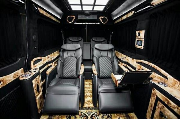 奔驰斯宾特顶级房车 内饰巨豪华价格揭秘-图7