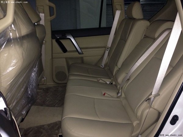 9气囊丰田霸道2700黑踏大屏2.7新款豪降_普拉