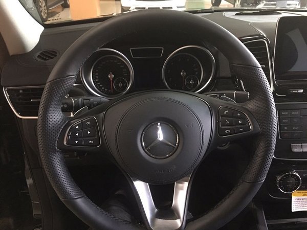 2017款奔馳GLS450 降價獨惠津門旗艦專賣-圖4