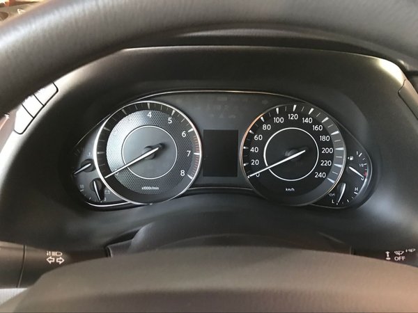 17款日產(chǎn)途樂Y62現(xiàn)車 尼桑4.0L/5.6促銷-圖6
