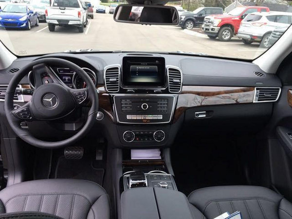 2017款奔馳GLS450價(jià)格 沖底爆降天津現(xiàn)車-圖4
