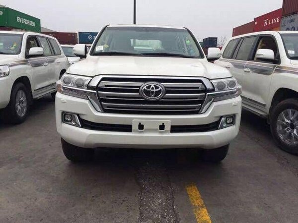 2016款豐田蘭德酷路澤4600/5700 V8便宜-圖1