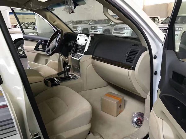 17款丰田酷路泽4000 全新V6陆巡延续经典-图6