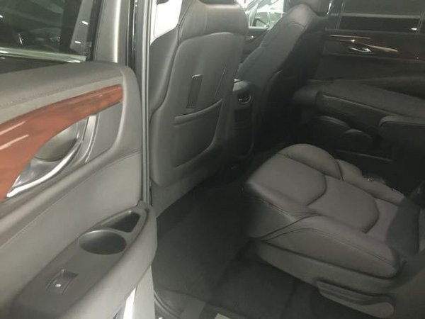 凯迪拉克凯雷德现车 155万特惠价格可谈-图8
