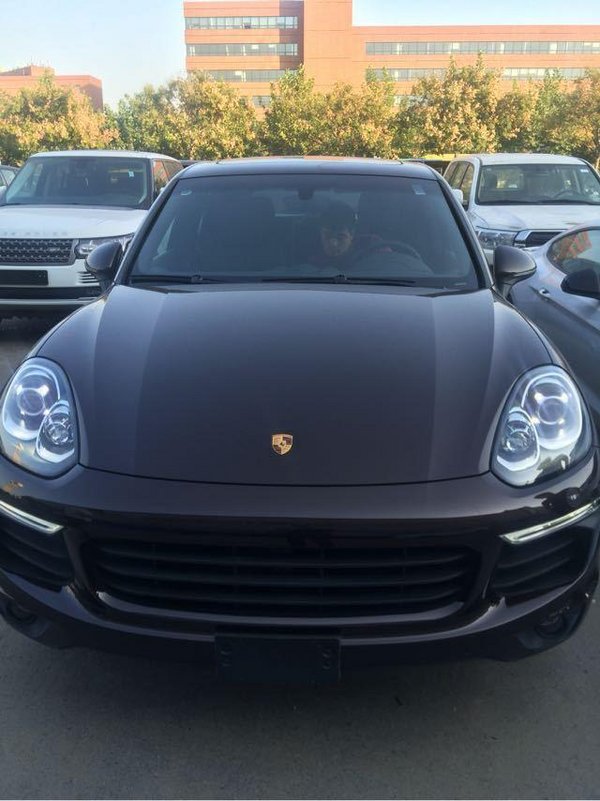 保时捷卡宴高颜值SUV 震撼底价备受瞩目-图2