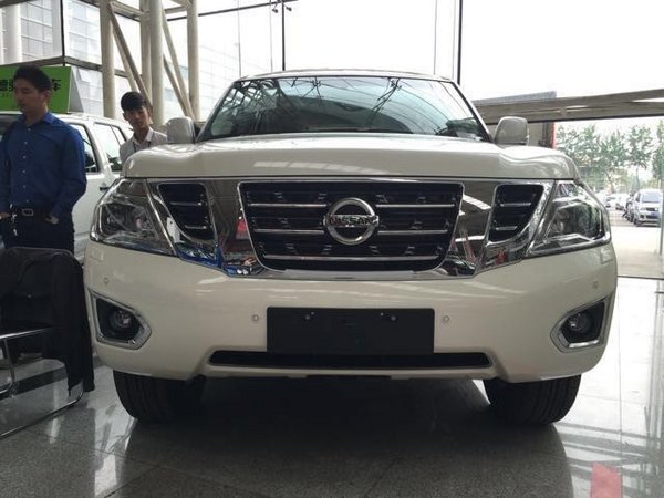 2017款日產(chǎn)途樂Y62 總經(jīng)銷商現(xiàn)車56萬起-圖3