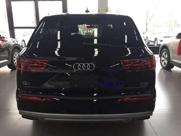 2017款奧迪Q7頂配現(xiàn)車 揭秘優(yōu)惠幅度多少-圖8