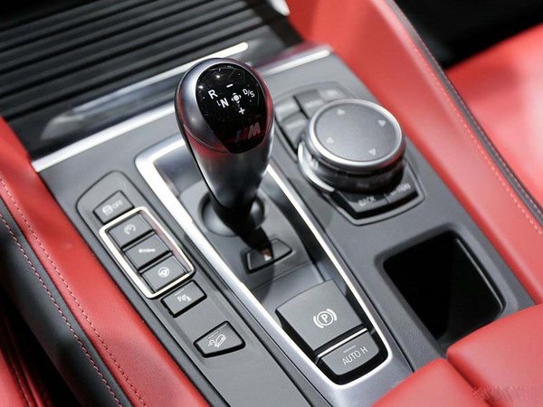 全新宝马X5天津现车 加版M包豪配仅76万-图6